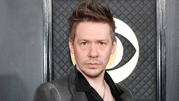 Tobias Forge Biography: Age, Height, Religion, Family, Wife, Net Worth